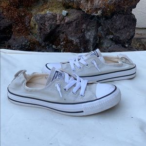 Converse women’s size 7